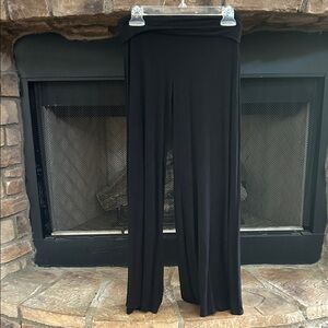 Elegant Black Palazzo Pants. Large